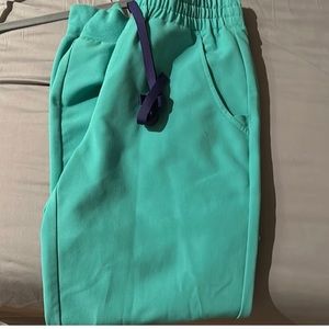 Surgical Green Figs Zamora xs petite